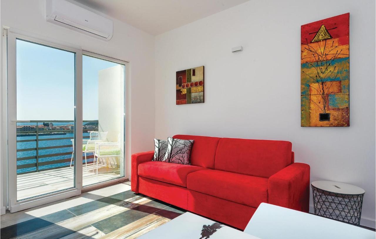 Cozy Apartment In Brodarica With Wifi Eksteriør billede